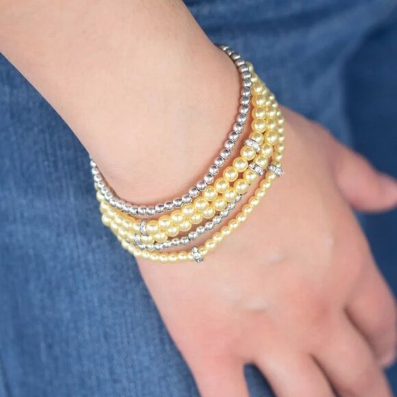 Paparazzi Jewelry Accessories - Fiercely Frosted - Yellow Bracelet - Vintage - Picture 1 of 4